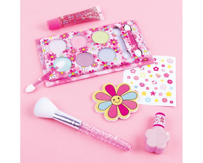 MAKE IT REAL - BLOOMING BEAUTY COSMETIC SET 2465